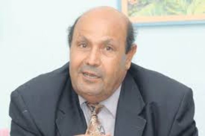 Algérie: Le journaliste Saâd Bouakba en garde à vue