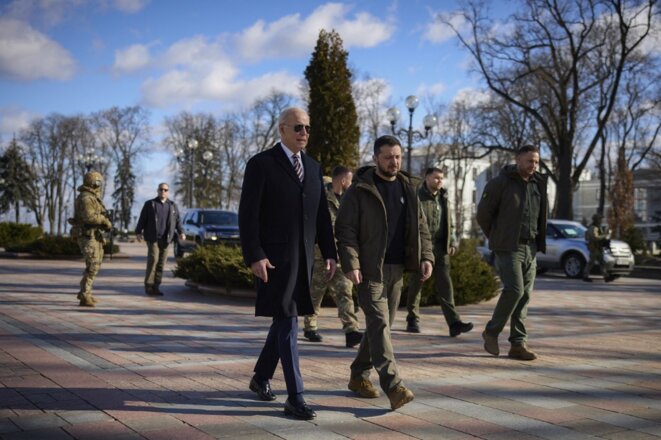 Joe Biden et Volodymyr Zelensky le 20 février 2023 à Kyiv. © Photo Evan Vucci/Pool/AFP