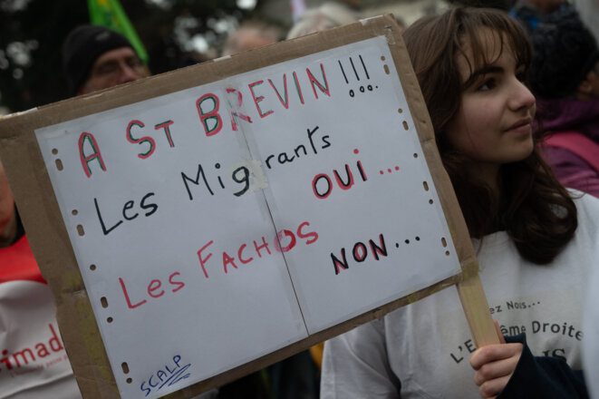 Manifestation de soutien à l'accueil de migrants à Saint-Brévin-les-Pins, en Loire-Atlantique. © Estelle Ruiz / Hans Lucas via AFP