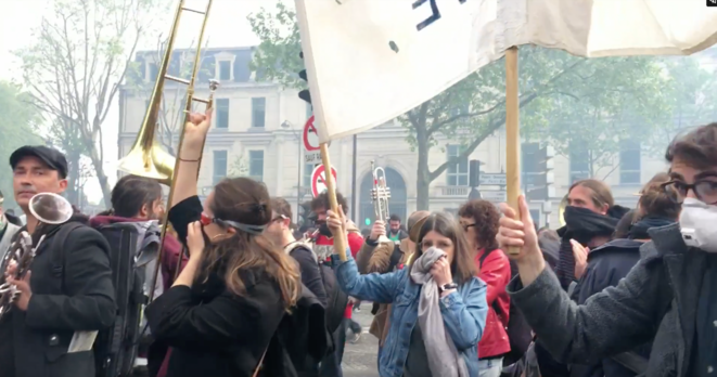 Allons aux muguets !