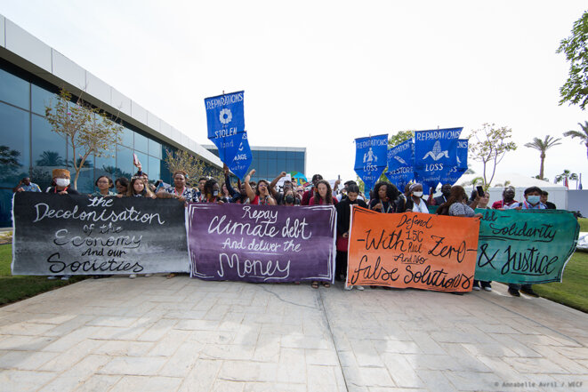 La justice fiscale, pas l’innovation verte : un point de vue féministe sur le sommet de Paris