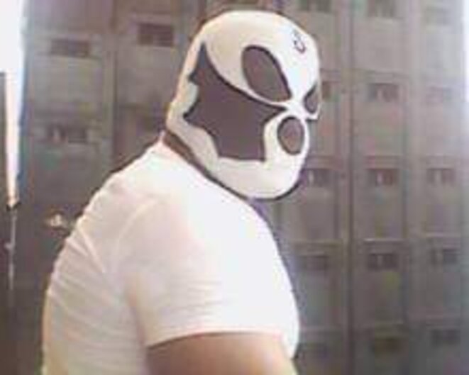 Grand catcheur : Ndonda Puma Noir, l'homme masqué !