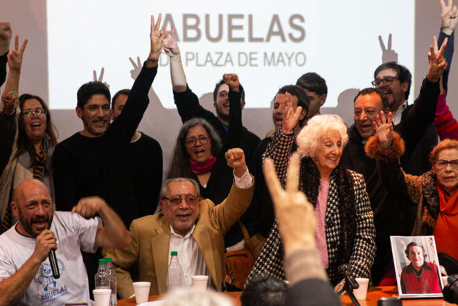 Argentine : le 133ème petit-enfant approprié par les militaires vient d’être retrouvé