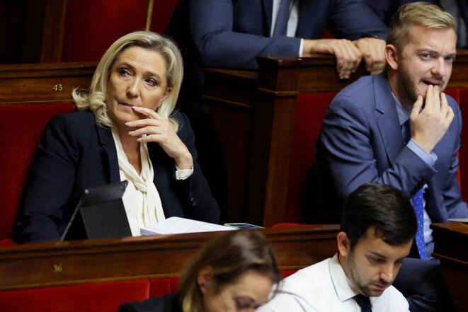 Marine Le Pen and party treasurer Kévin Pfeffer at the National Assembly in Paris, October 11th 2022. © Photo Thomas Samson / AFP