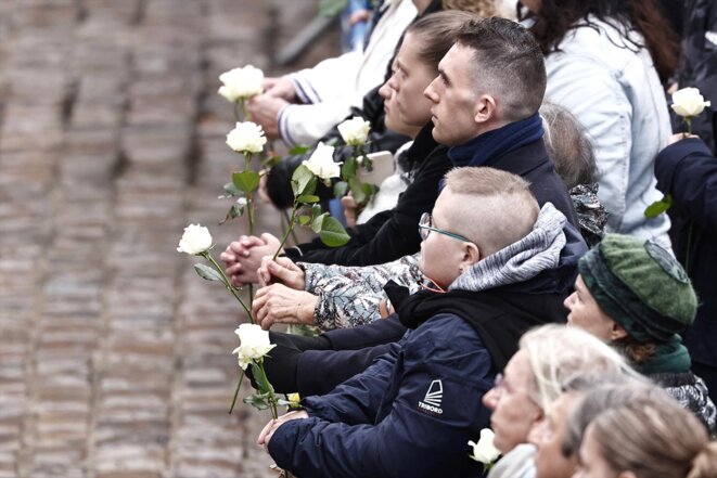 Funérailles de Dominique Bernard: Arras tente de surmonter son «drame national»