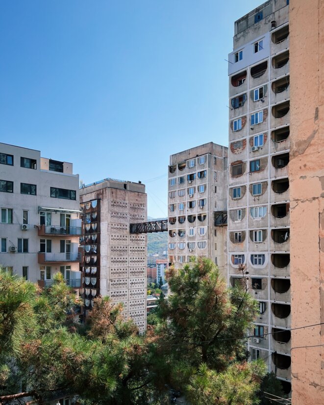 À Tbilissi, démolir l’architecture soviétique pour oublier