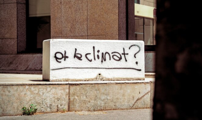 Inondations et naufrage écologique