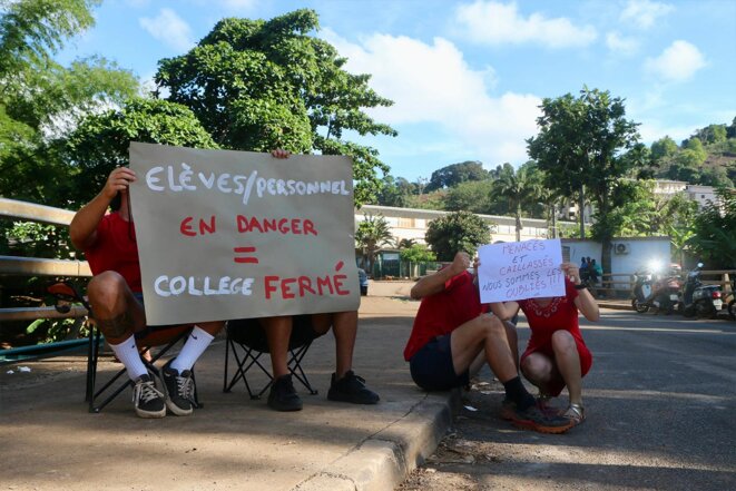 À Mayotte, l’école, ses élèves, ses enseignants, pris en étau dans les violences