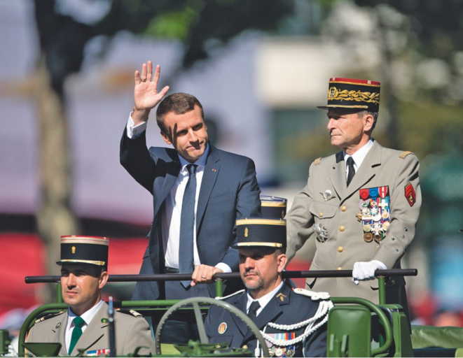 Macron nous quitte pour aller combattre en Ukraine !