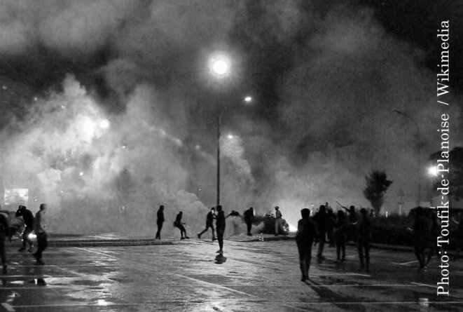 Emeutes 2023 : rapport du Sénat et comparaison avec les révoltes anglaises en 2011