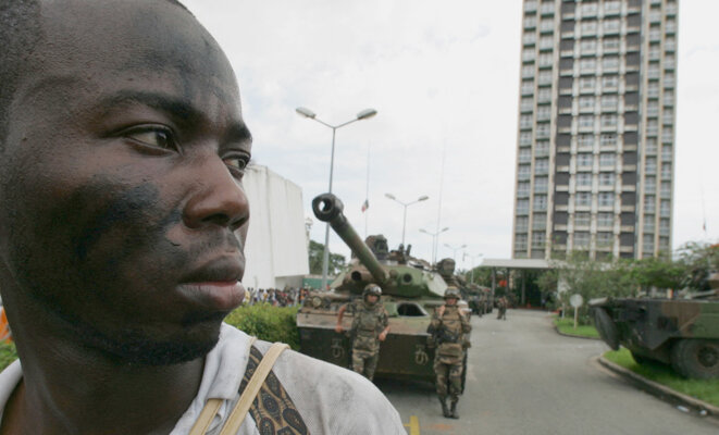 Les militaires français «ont carrément tiré sur nous»