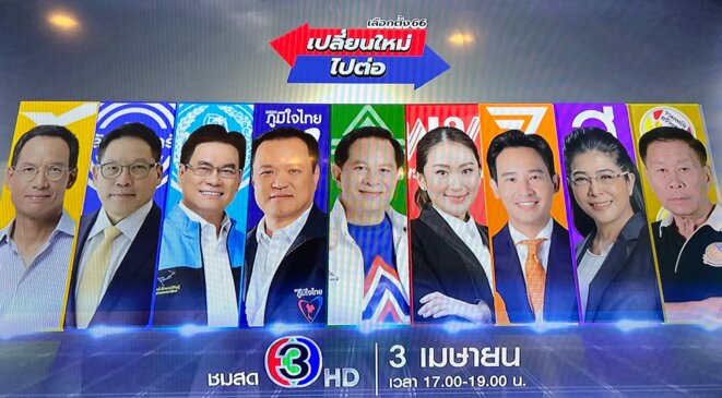 « Démocratie à la thaïlandaise » : opposition dissoute et retour des Shinawatra