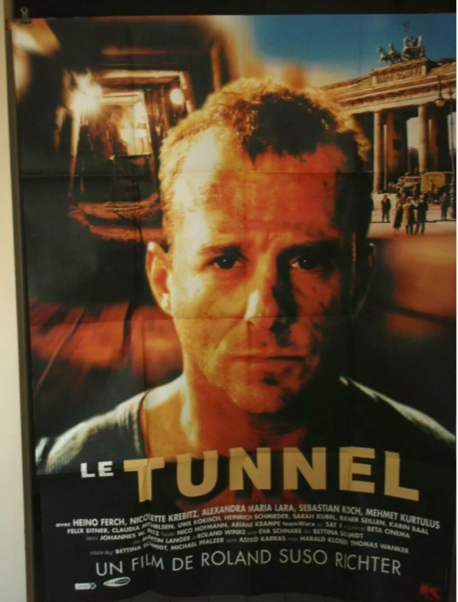 "Le tunnel" Vers une troisième voie : au-delà de l’Est et de l’Ouest