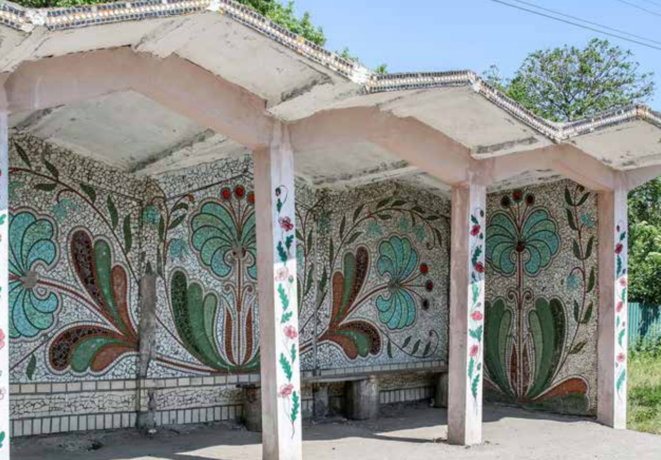 L'art de l'arrêt de bus ukrainien