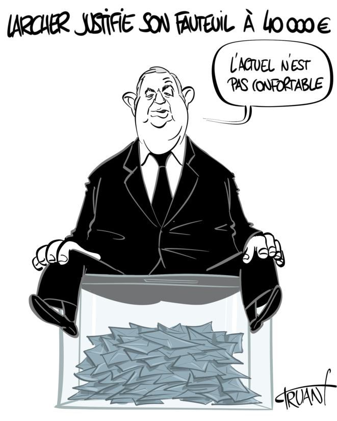 Assis sur les élections