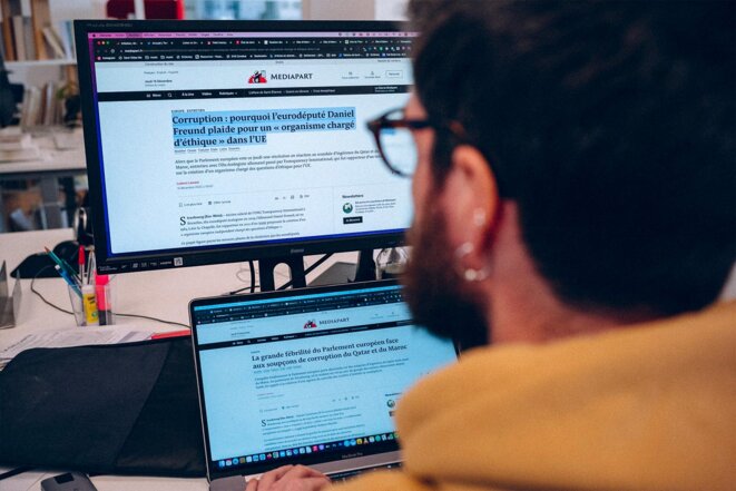 Intelligence artificielle : Mediapart se dote d’une charte