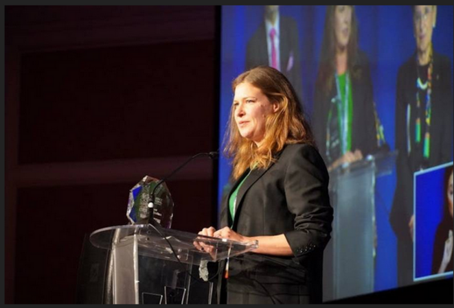 Brésilienne, la CEO de Transparency International pointe les impunités