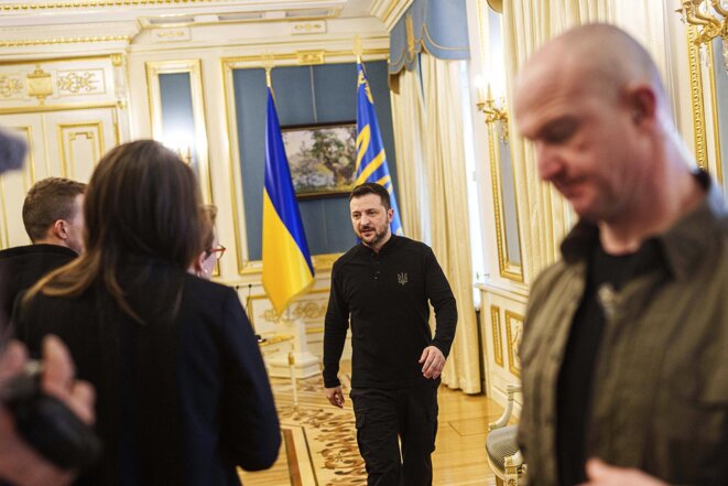 Minerais stratégiques: dos au mur, l’Ukraine obtient un accord loin du «diktat» initial