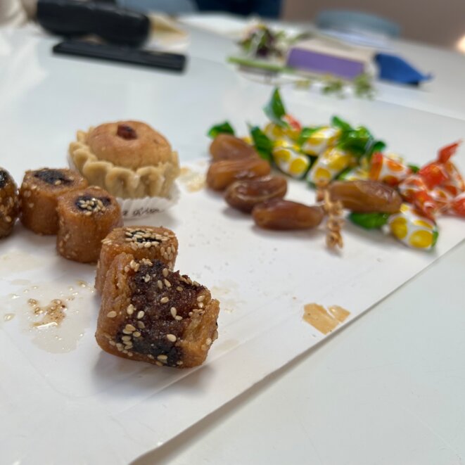 « Je ne trouve pas le mot… Comment dire pleurer et rire en même temps ? »