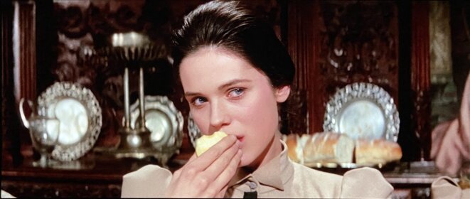 La Résidence (La Residencia) de Narciso Ibáñez-Serrador