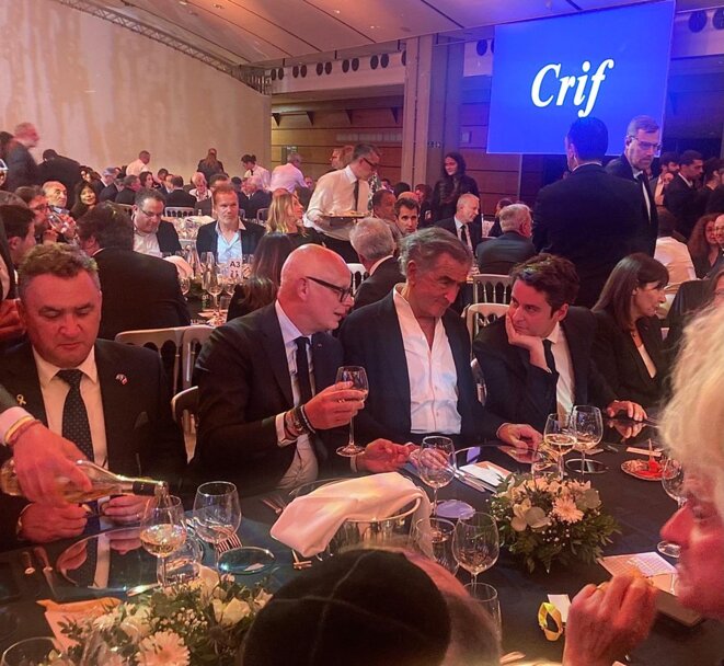 Le vent tourne, les vestes se retournent, le Crif s'embourbe