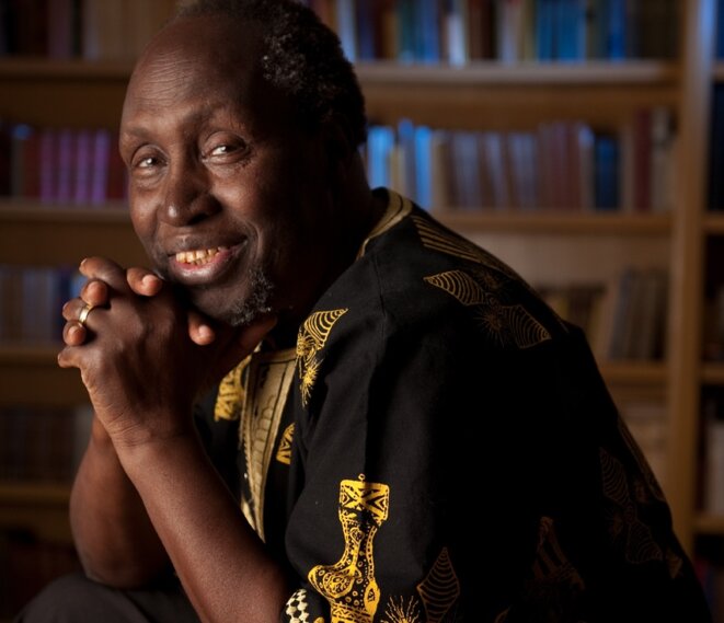 Hommage à Ngugi Wa Thiong'o, géant de la décolonisation de la littérature africaine