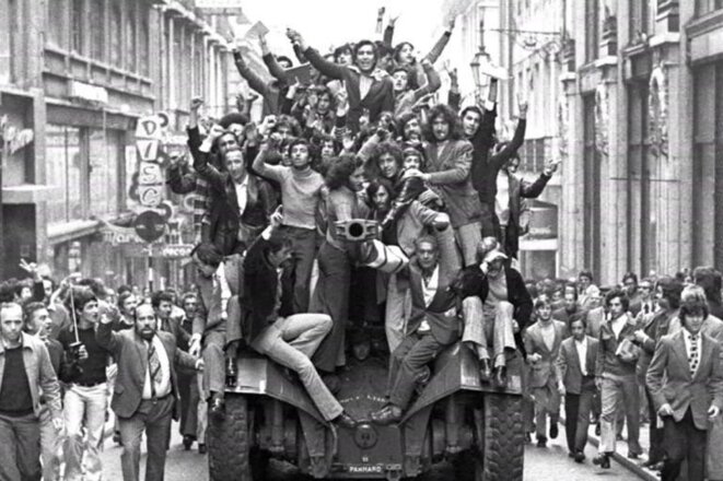Portugal : 50 ans après la « révolution des œillets »