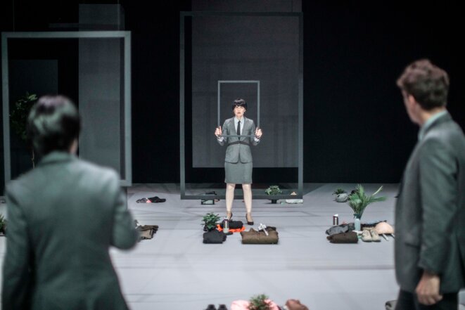 L'âge des nouveautés de Nathalie Garraud et Olivier Saccomano