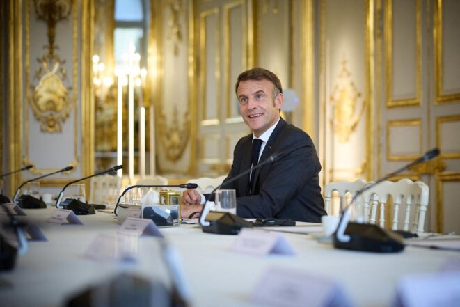 Canicule : réunion secrète au sommet de l'État.