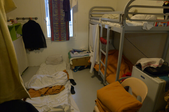 « Trois en cellule, c’est la loi du plus fort »