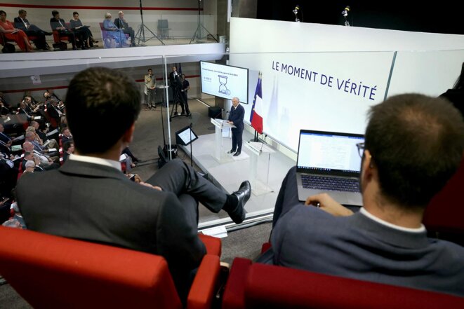Budget: pour l’heure, Bayrou s’assure la censure