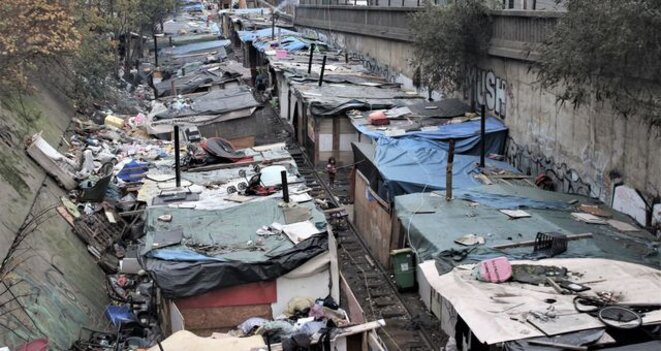 A quelques révolutions prês