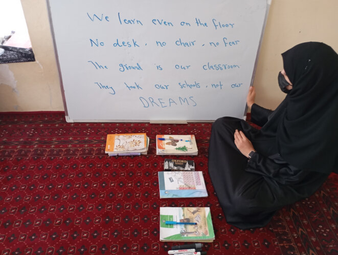 En direct de l’Afghanistan : les enseignantes clandestines s’insurgent