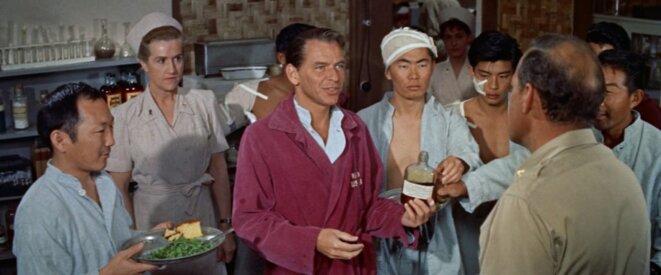 La Proie des vautours (Never So Few) de John Sturges