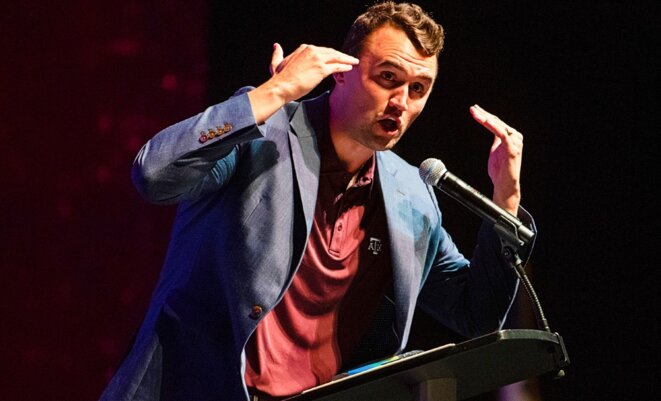 La bête furieuse immonde acculée