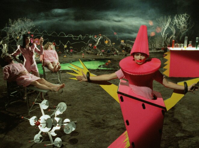 "Dr. Caligari" de Stephen Sayadian