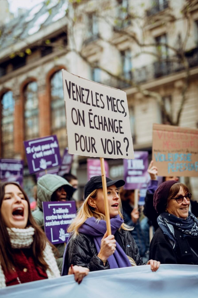 Quand les algorithmes fabriquent la haine des femmes