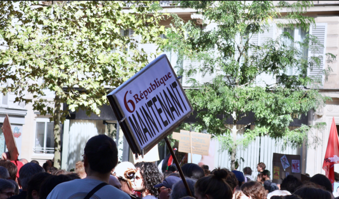 Vers la VIème République ? - Penser la Constitution avec Emmanuel Mounier et Georges Gurvitch