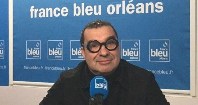 Une bille de clown mais l'envers déçoit.