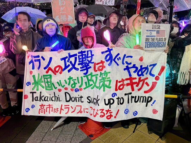 Des milliers de Japonais manifestent contre la guerre au Moyen-Orient