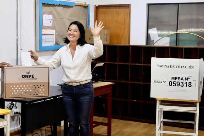 Au Pérou, un vote perturbé et un pays suspendu aux résultats