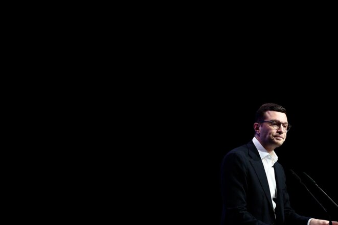 Sur le sujet des retraites, Jordan Bardella rajoute du flou au flou et crispe au RN