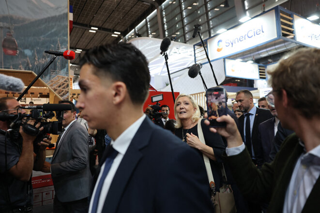 Écrits antisémites de Jordan Bardella: «des accusations folles» pour Marine Le Pen, indignation à gauche