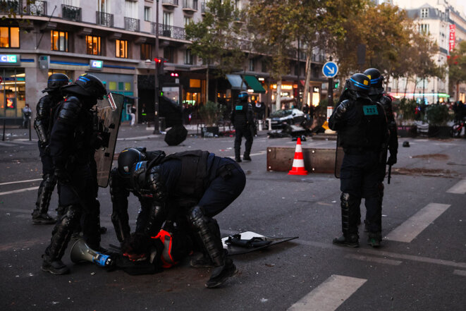 Comparutions immédiates à Paris: «Il va payer pour tous ceux qui sont sortis le 17 octobre»