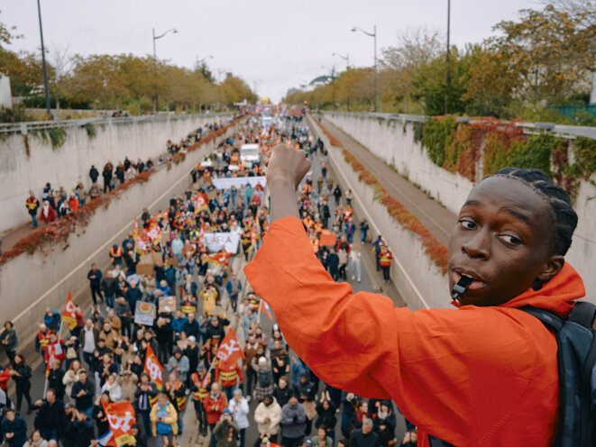«Les véritables patriotes, c’est nous»: face au congrès du RN, la gauche défile unie à Orléans