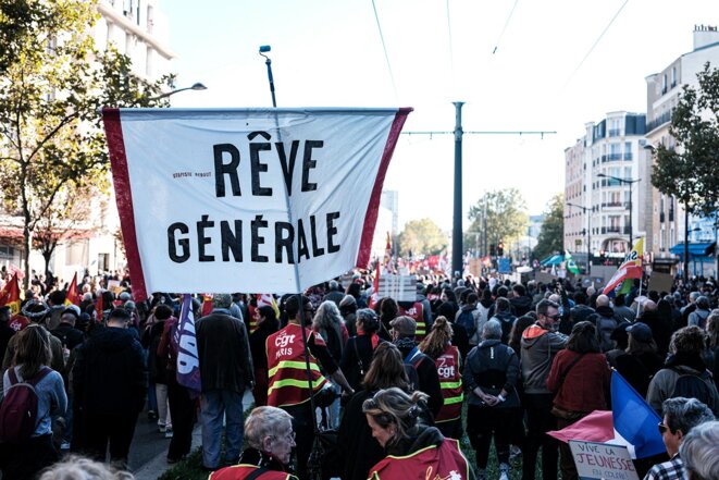 «Même manifester, cela devient difficile»: partout en France, des cortèges inquiets pour les libertés