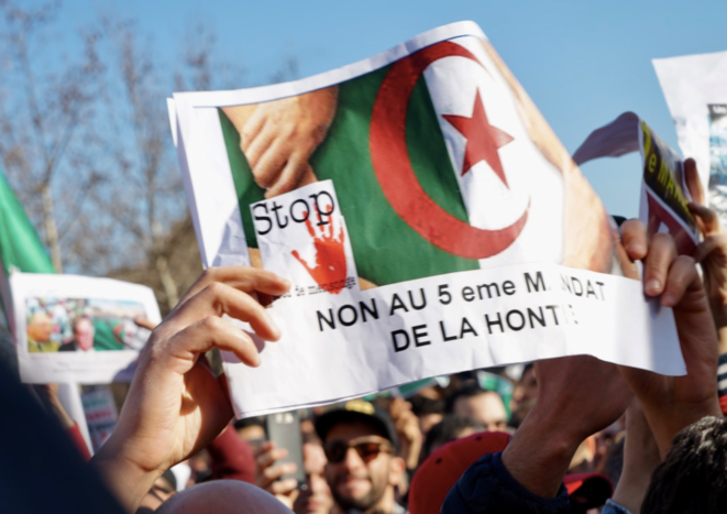 Place de la République, à Paris: «On ne veut plus voter pour un cadre, l’Algérie n’est pas une monarchie!»