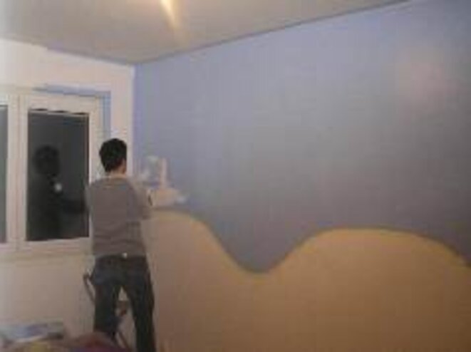 Des chercheurs japonais mettent au point une peinture anti wifi, gsm et +