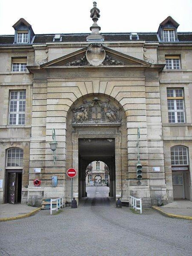 L'hôpital de la Pitié-Salpêtrière (entrée Mazarin). © Vaughan L'hôpital de la Pitié-Salpêtrière (entrée Mazarin). © Vaughan