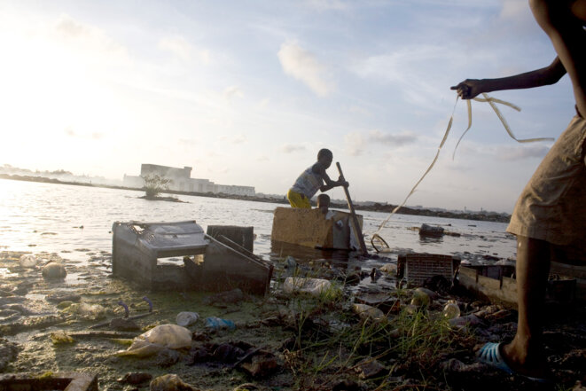 «L’Enfer du cuivre» et «Casseurs de Granit»: cimetières modernes